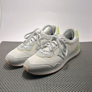 New Balance Sneakers Women 8.5